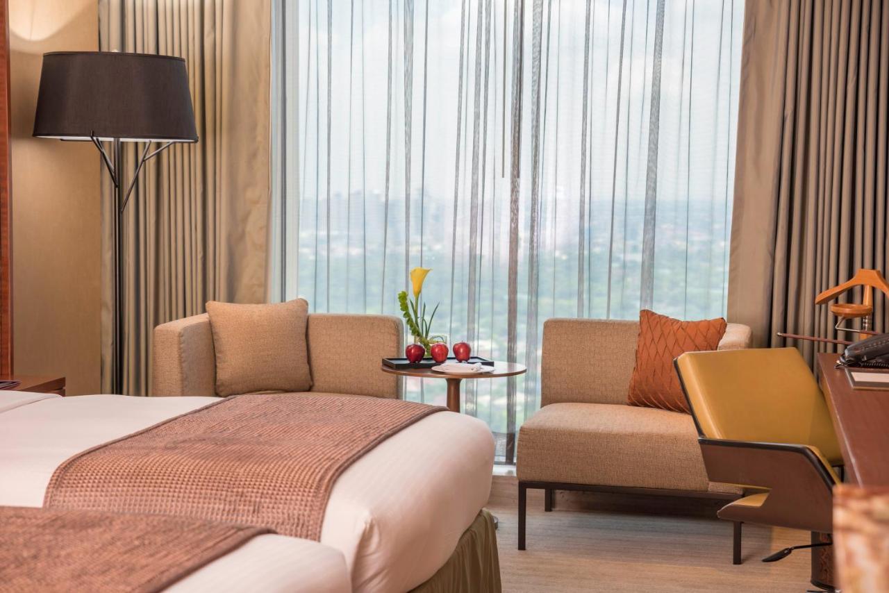 Marco Polo Ortigas Manila Hotel Pasig City Exterior foto